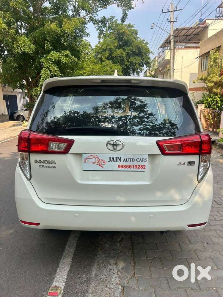 Toyota Innova Crysta 2.4 Vx Mt, 2019, Diesel