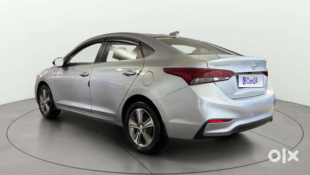 Hyundai Verna 1.6 Sx (o) Vtvt, 2019, Petrol