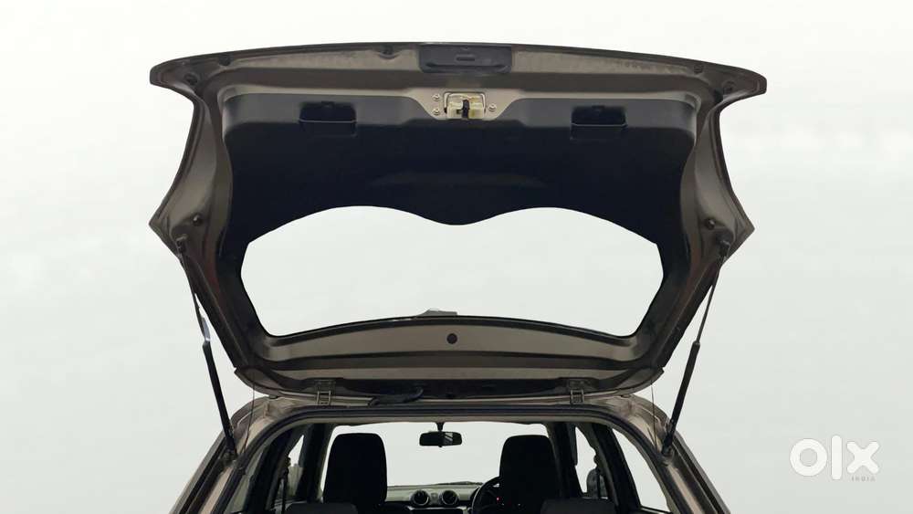 Maruti Suzuki Swift Vxi, 2021, Petrol