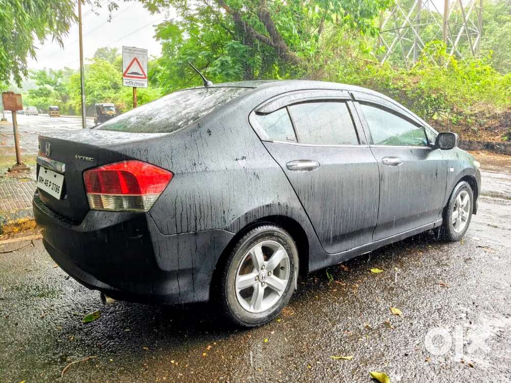 Honda City V At 2011