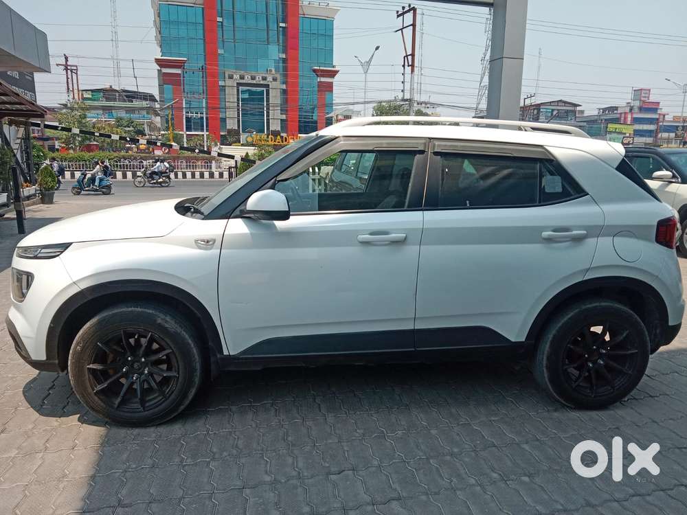 Hyundai Venue S 1.2 Petrol, 2021, Petrol