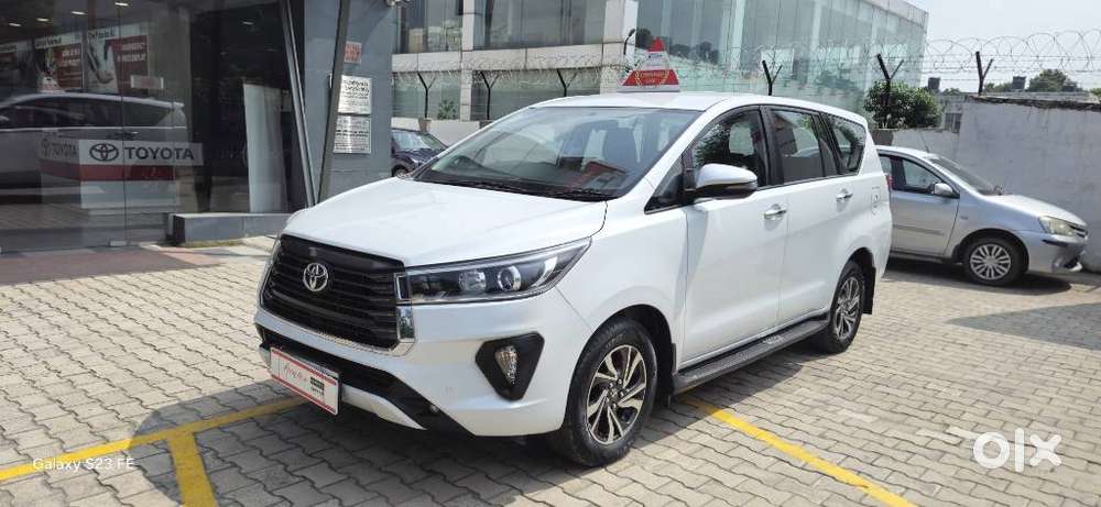 Toyota Innova Crysta 2.7 V, 2022, Petrol