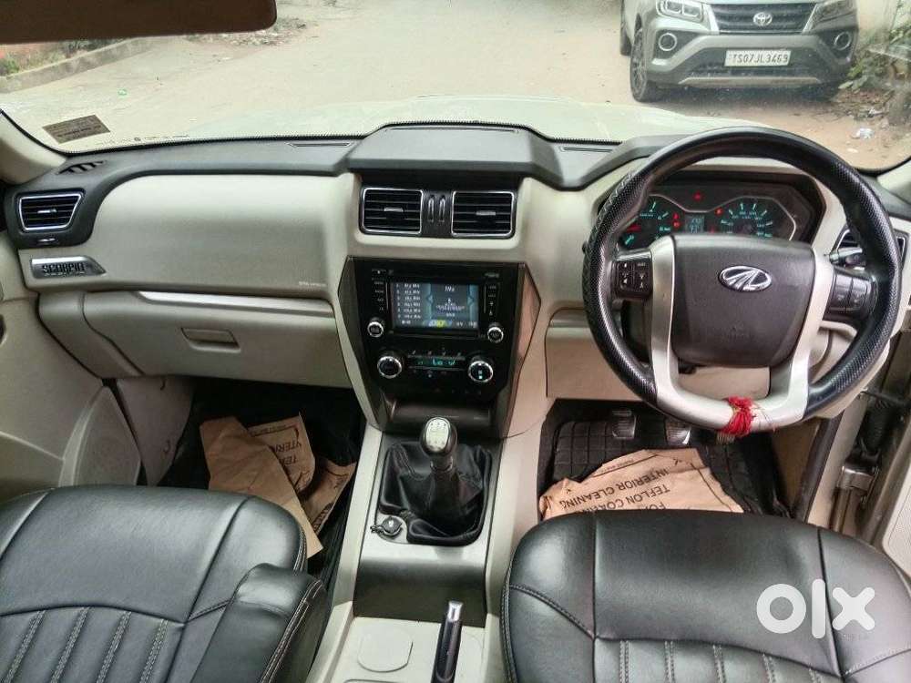 Mahindra Scorpio S10, 2015, Diesel