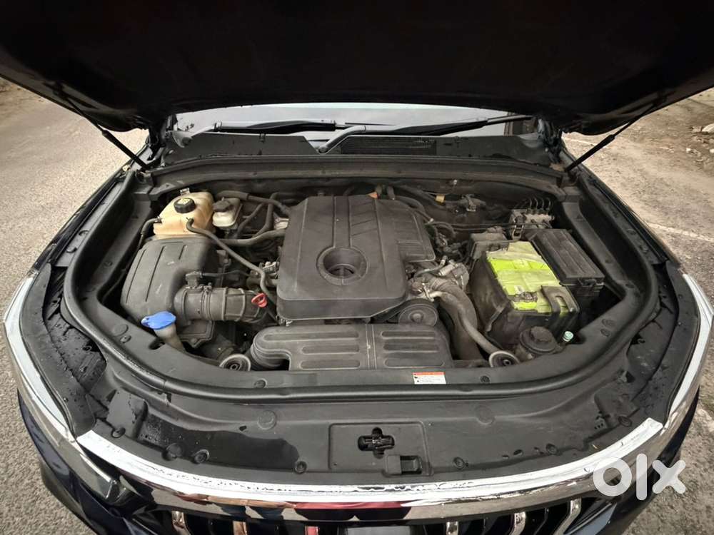 Mahindra Alturas G4 2019 Diesel 96514 Km Driven