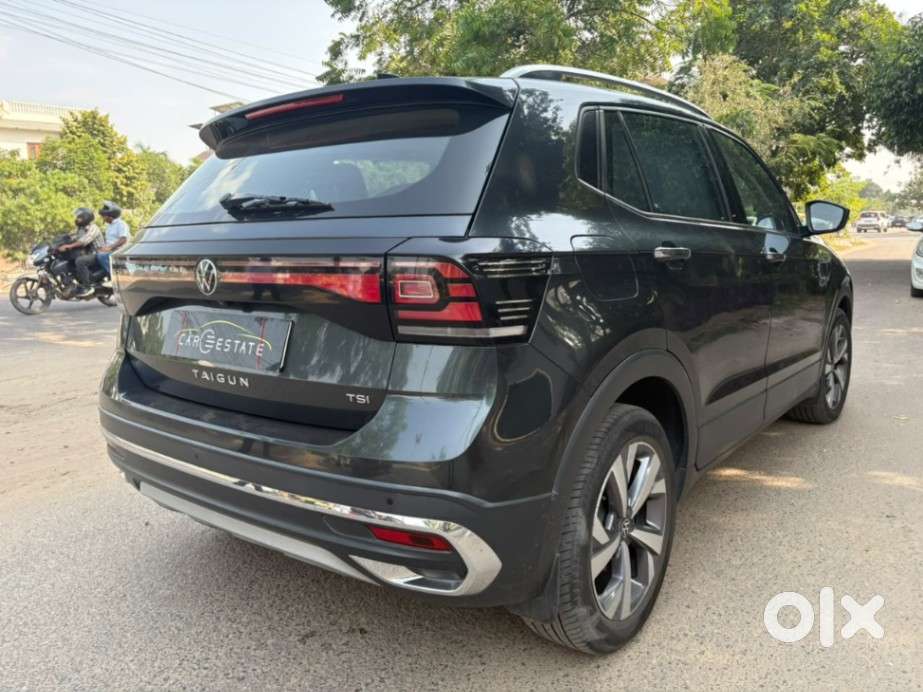 Volkswagen Taigun 1.0 Tsi Topline At, 2023, Petrol