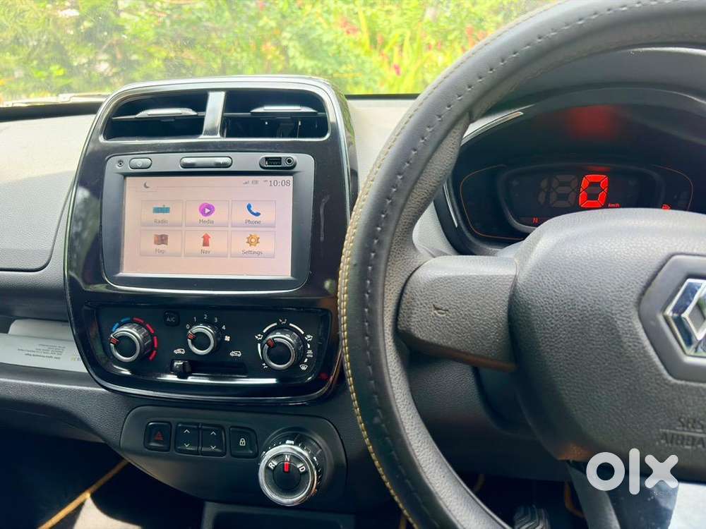 Renault Kwid Automatic 37275 Km Driven