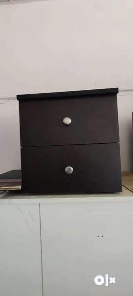 Olx bedside deals tables for sale