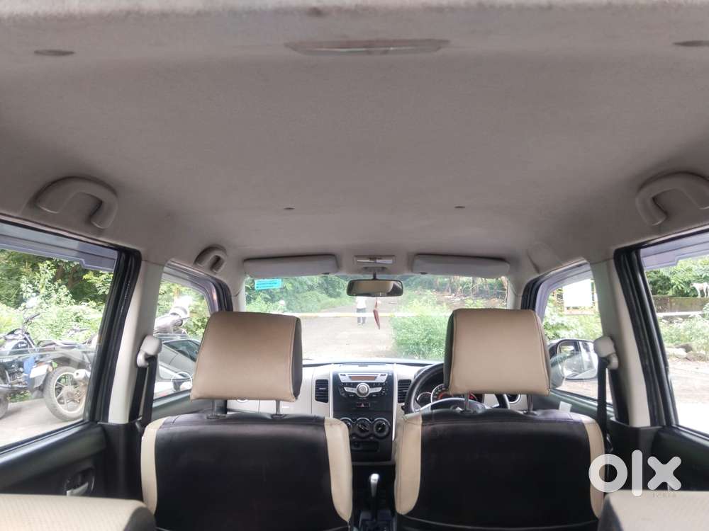 Maruti Suzuki Ertiga Vxi At Petrol, 2016, Petrol