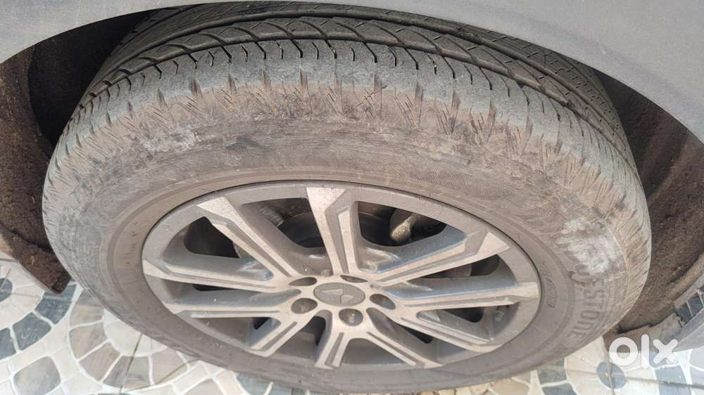 Mahindra Xuv700 2.2 Ax 7 Diesel Mt Luxury Pack Str, 2024, Diesel