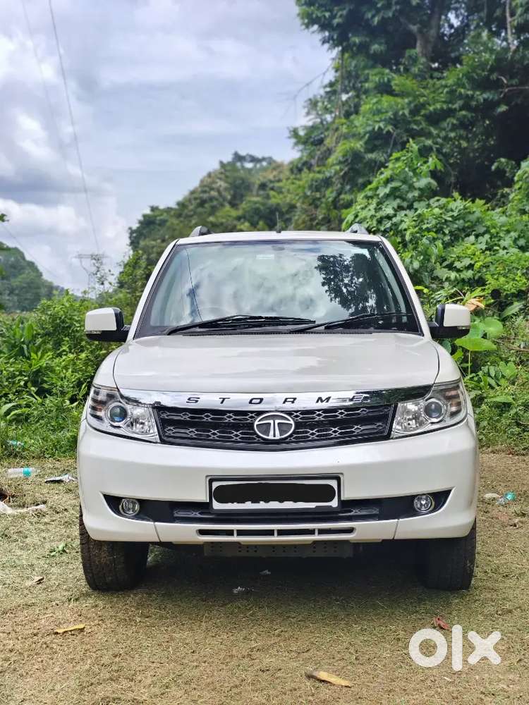 Tata Safari Storme 2018