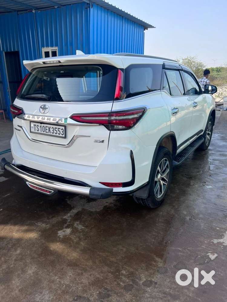 Toyota Fortuner Legender 2016 Diesel 131000 Km Driven