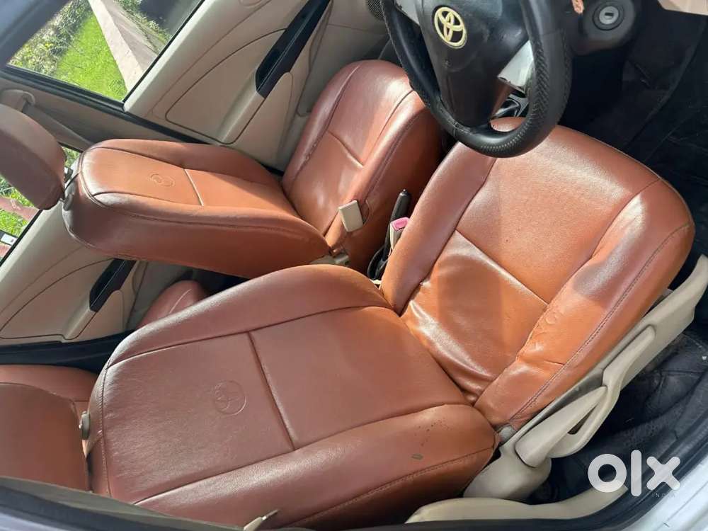 Toyota Etios 1.5 V 2017