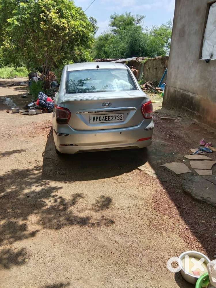 Hyundai Xcent 2016 Diesel Well Maintained