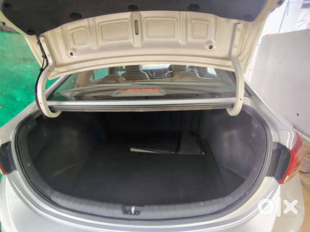 Hyundai Verna 1.6 Sx Petrol 2018