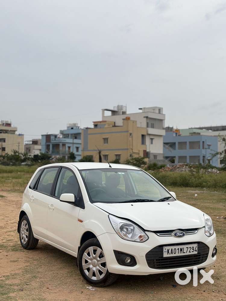 Ford Figo Duratec 1.2 Petrol Zxi 2014 Dec