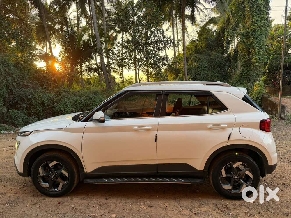 Single Owner Hyundai Venue Fully Maintained