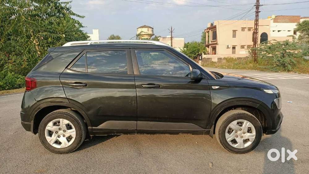Hyundai Venue S Mt 1.2 Kappa, 2021, Petrol