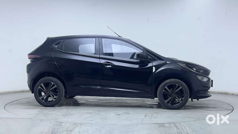 Tata Altroz 1.2 Xz Plus Dark Edition, 2022, Petrol