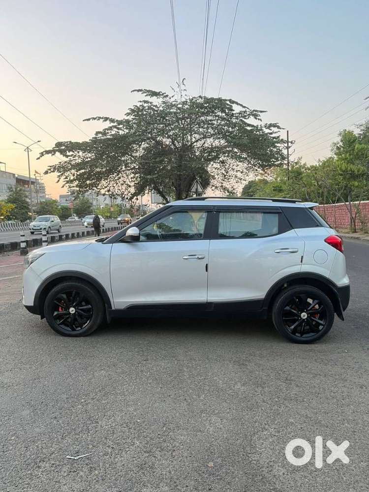 Mahindra Xuv300 W8, 2021, Petrol