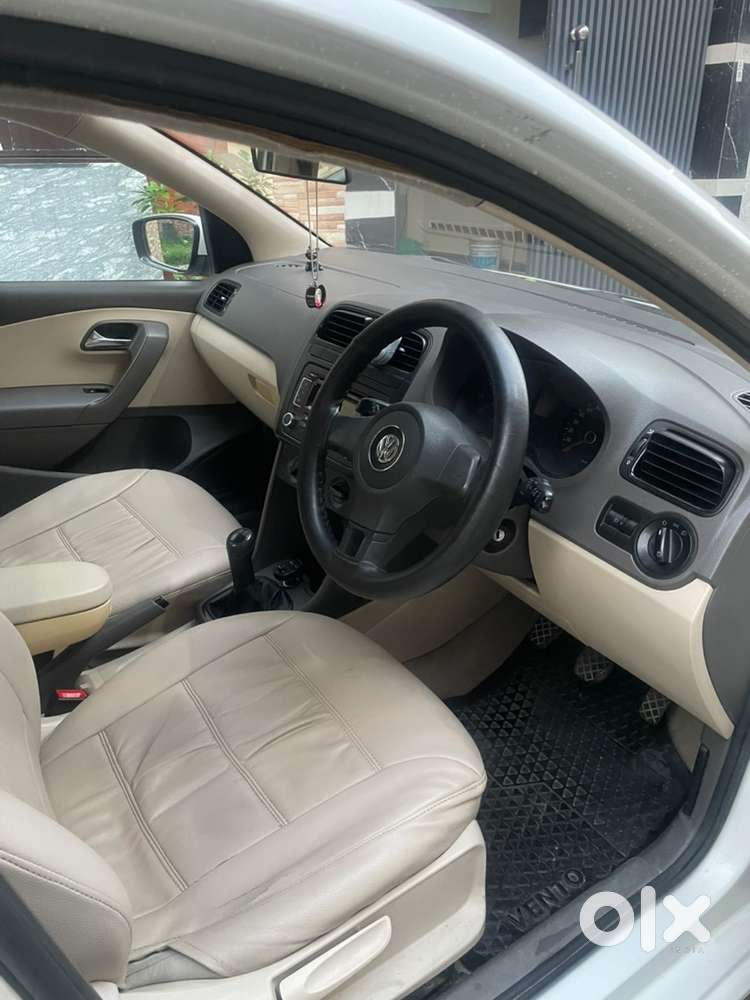 Volkswagen Vento Petrol 2013