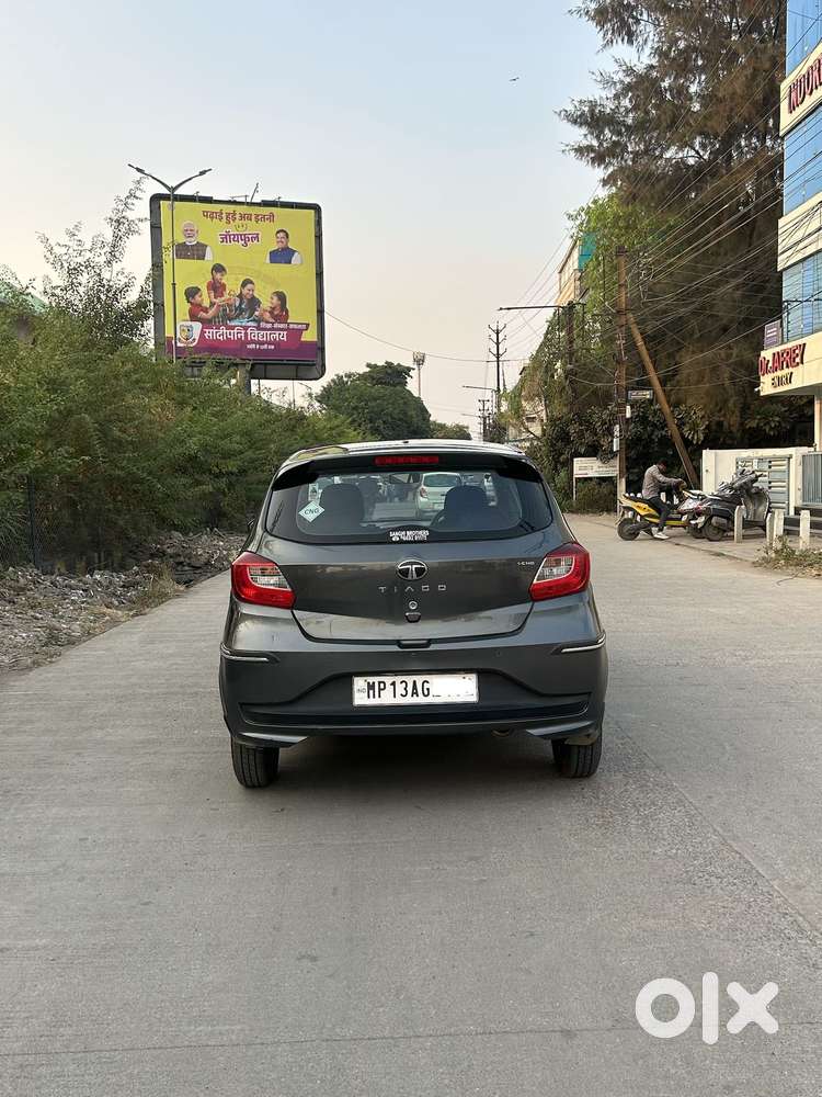 Tata Tiago 1.2 Revotron Xe Cng, 2026, Cng & Hybrids