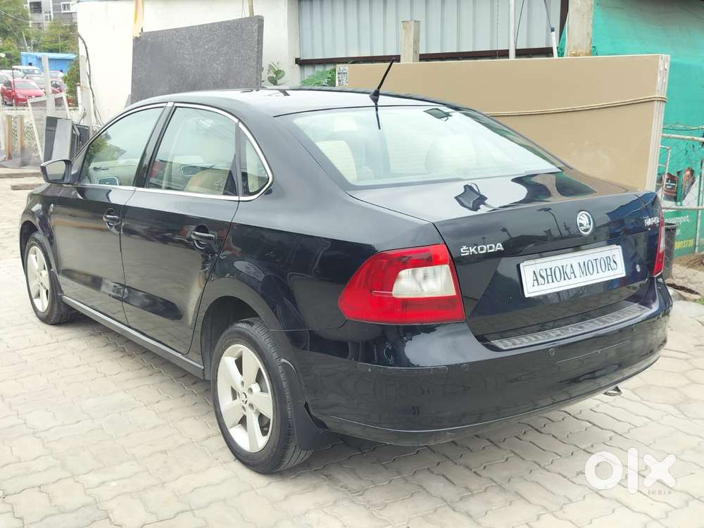 Skoda Rapid 1.5 Tdi At Elegance, 2015, Diesel