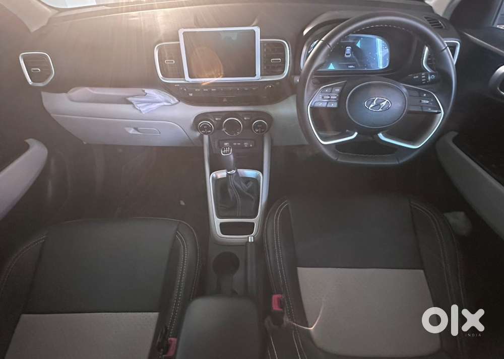 Hyundai Venue Sx Petrol Manual 2024