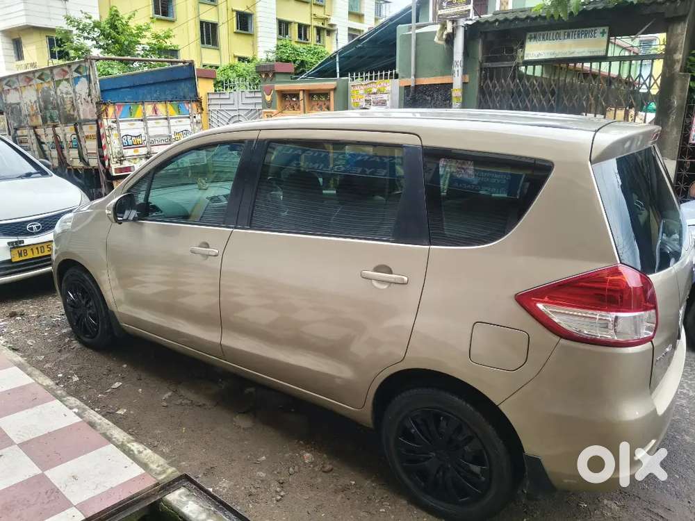 Maruti Suzuki Ertiga 2013 Petrol 89700 Km Driven 2nd Owner