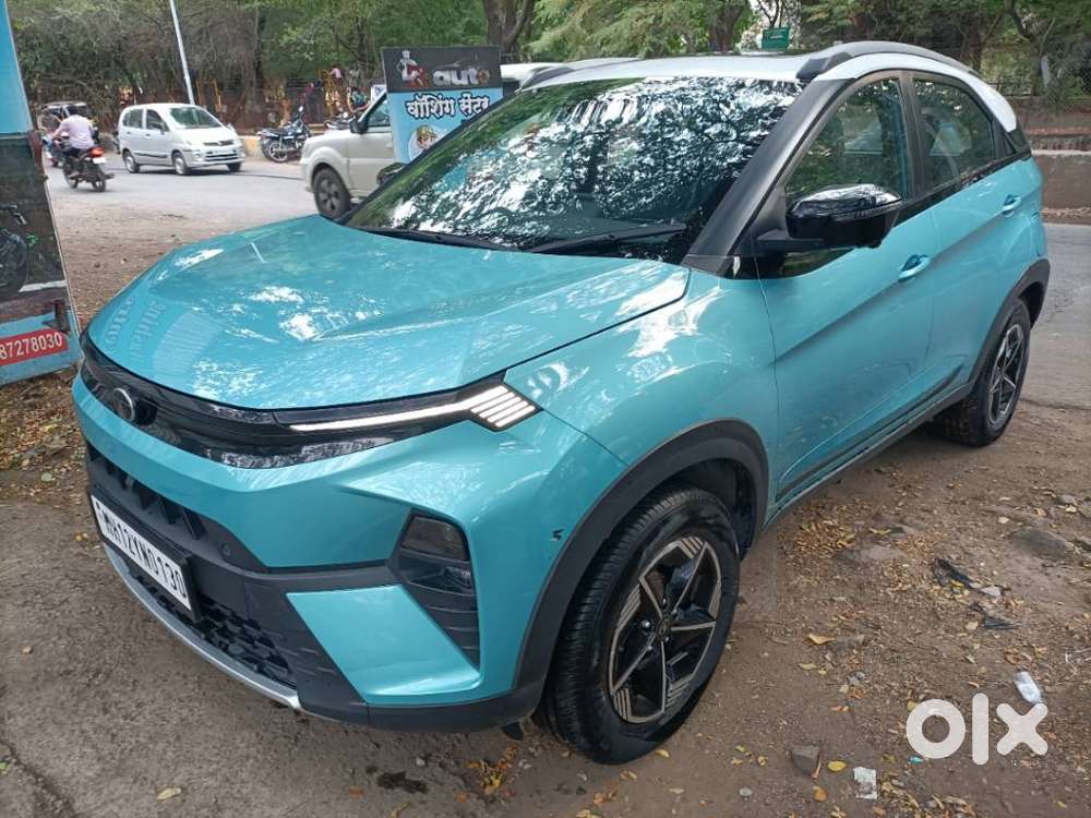Tata Nexon Fearless Plus S Purple 1.2 Revotron Petrol 7dca Dt, 2025,..