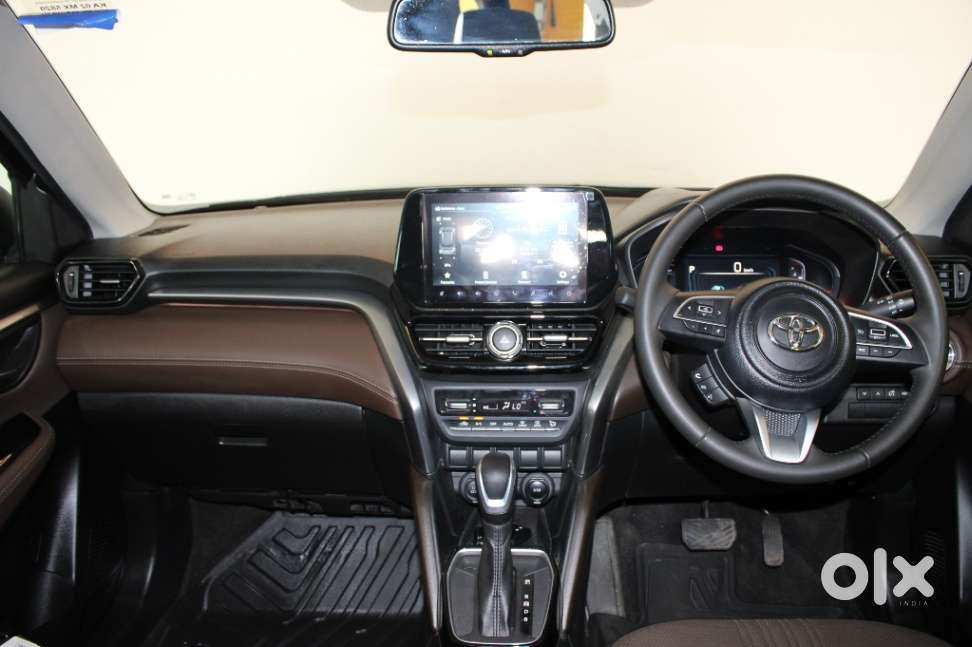 Toyota Urban Cruiser Hyryder 1.5 V Hybrid, 2025, Petrol