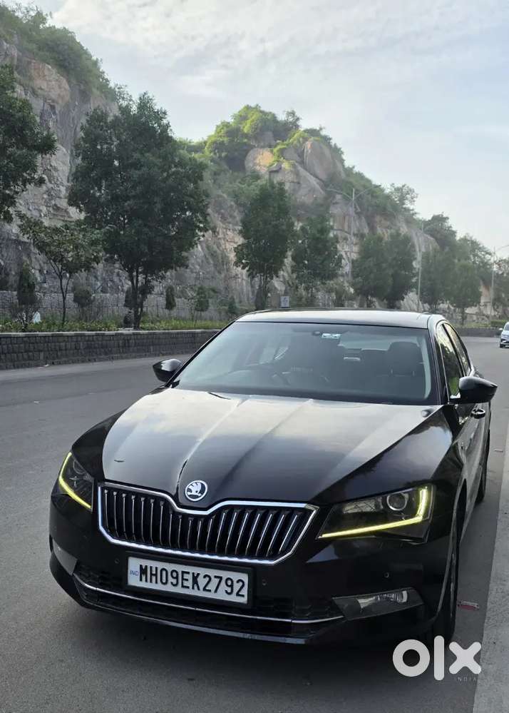 Skoda Superb 2017 L&k 1.8 Tsi Automatic, Magnetic Brown Colour