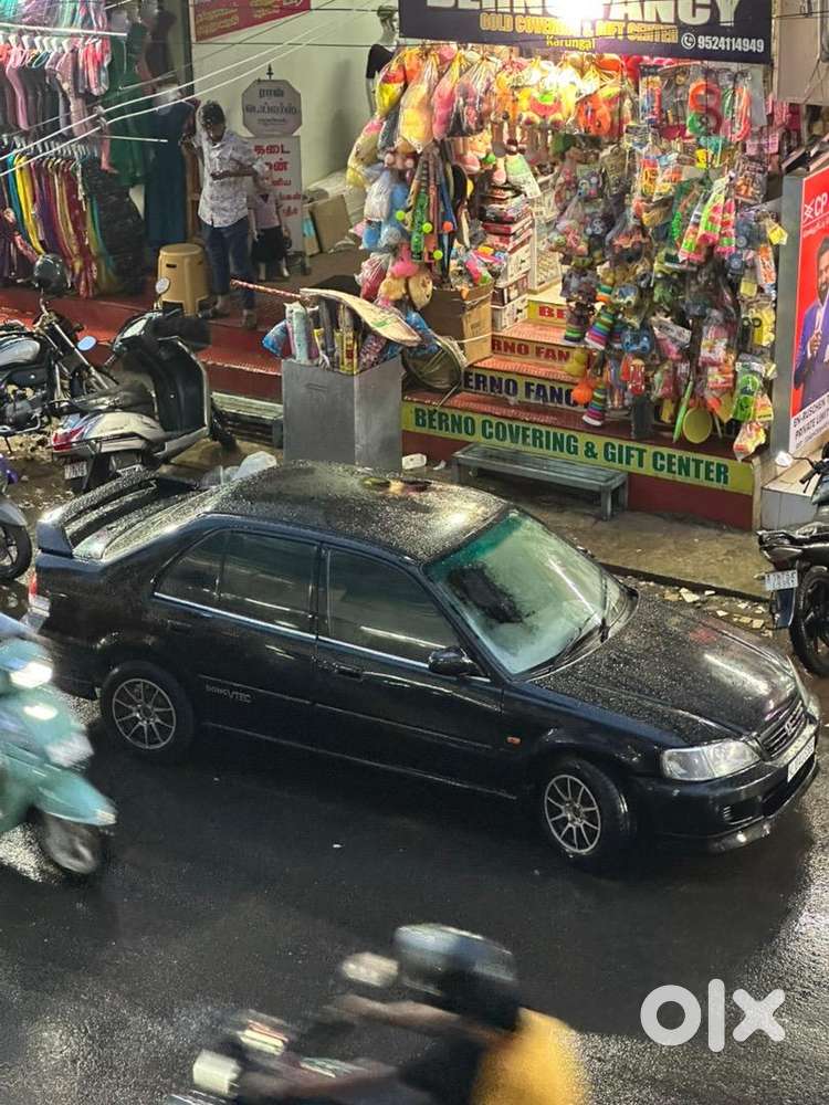 Honda Car 2003 Model