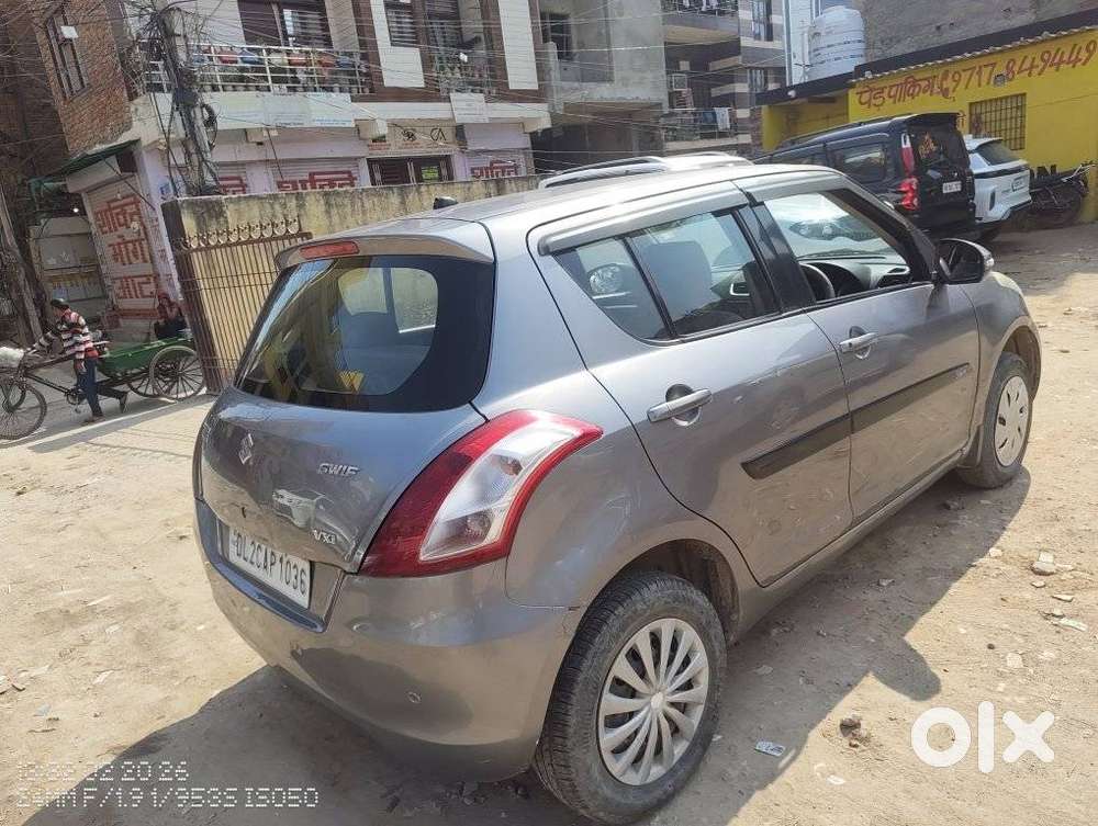 Maruti Suzuki Swift Vxi Cng, 2012, Cng & Hybrids