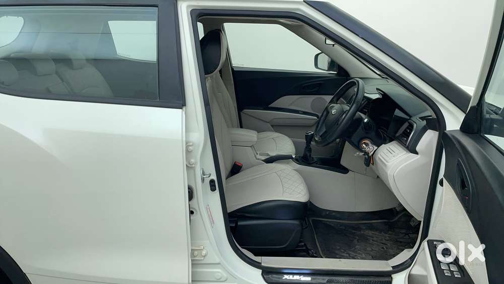 Mahindra Xuv300 W6, 2021, Petrol