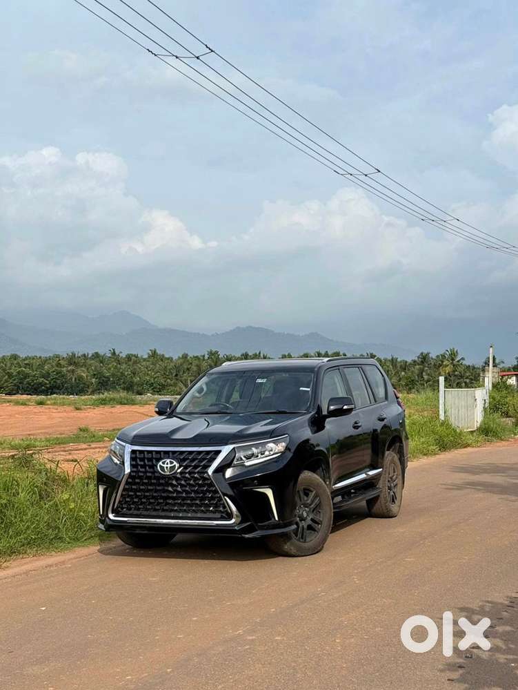 Lexus-facelifted Toyota Land Cruiser Prado 3.0 Vx L (2010) - Kl Reg
