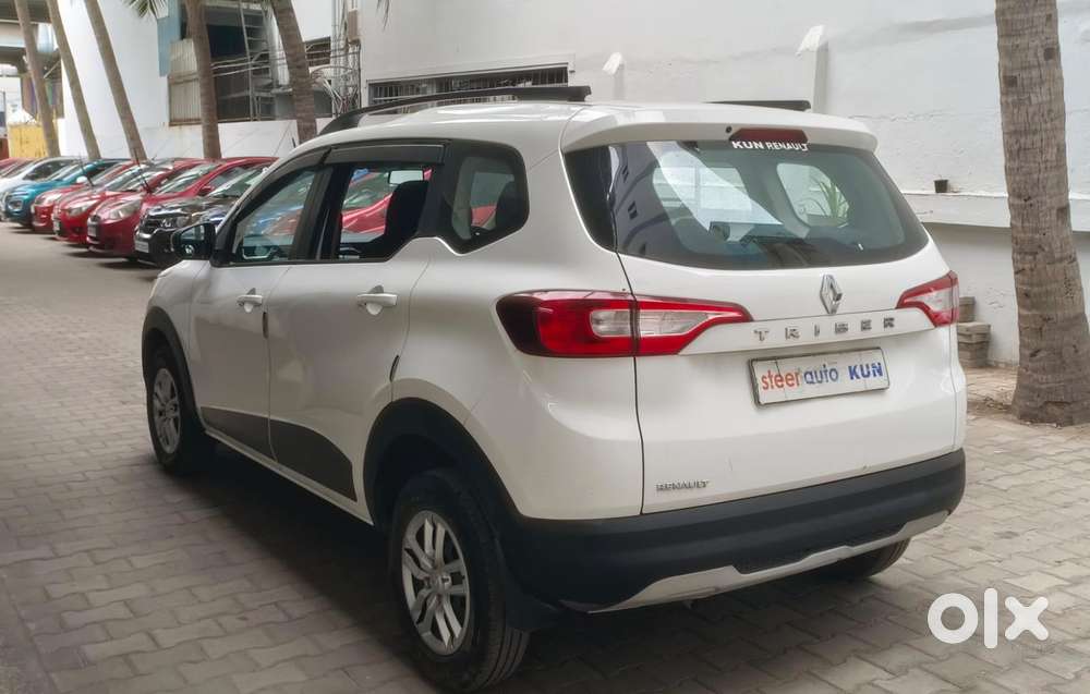 Renault Triber Rxt, 2022, Petrol