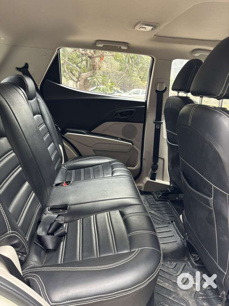 Mahindra Xuv300 W6, 2023, Petrol