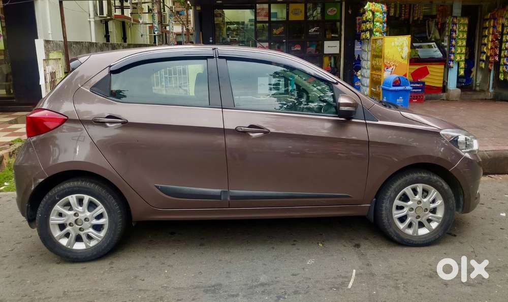 Tata Tiago 1.2 Revotron Xz (o), 2017, Petrol