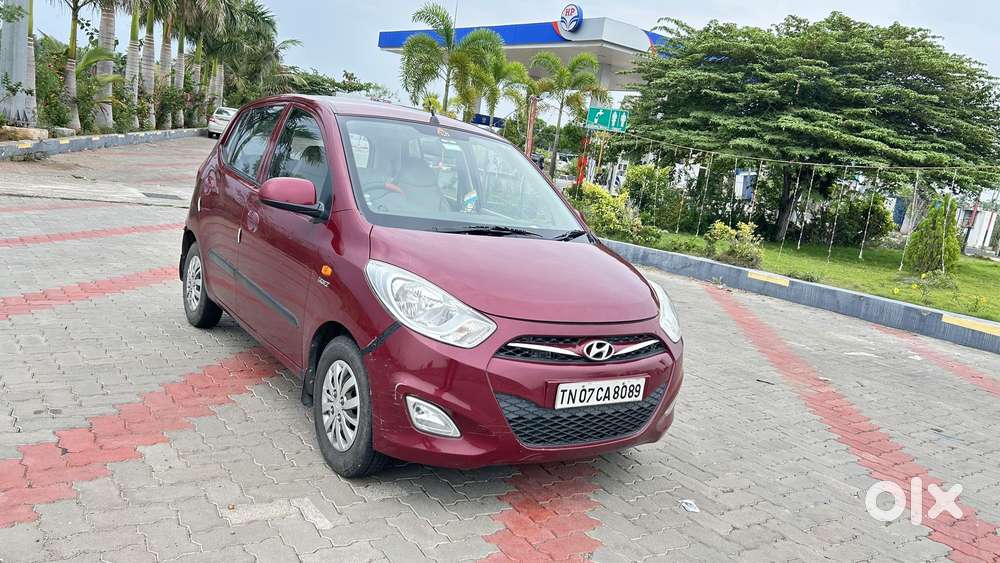 Hyundai I10 Sportz, 2015, Petrol