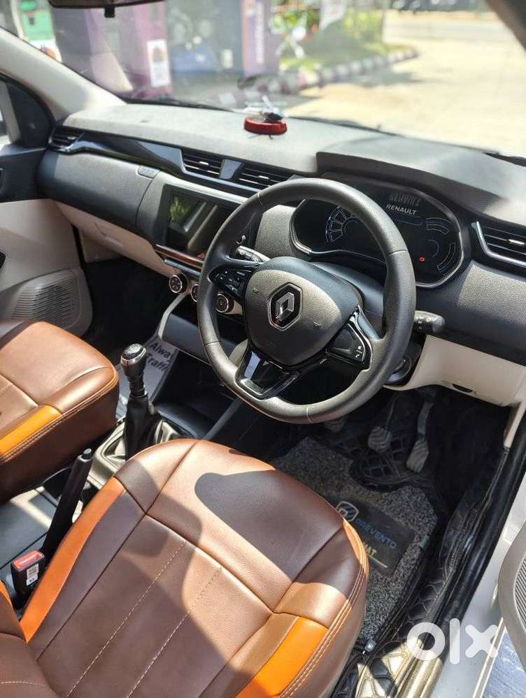 Renault Triber Rxt, 2021, Petrol