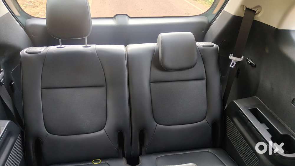 Kia Carens G 1.5 6mt Premium (o) 7-seater, 2025, Petrol