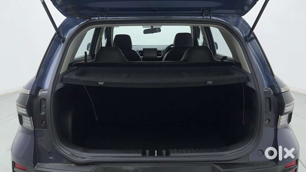 Hyundai Venue 1.2 S (o), 2022, Petrol