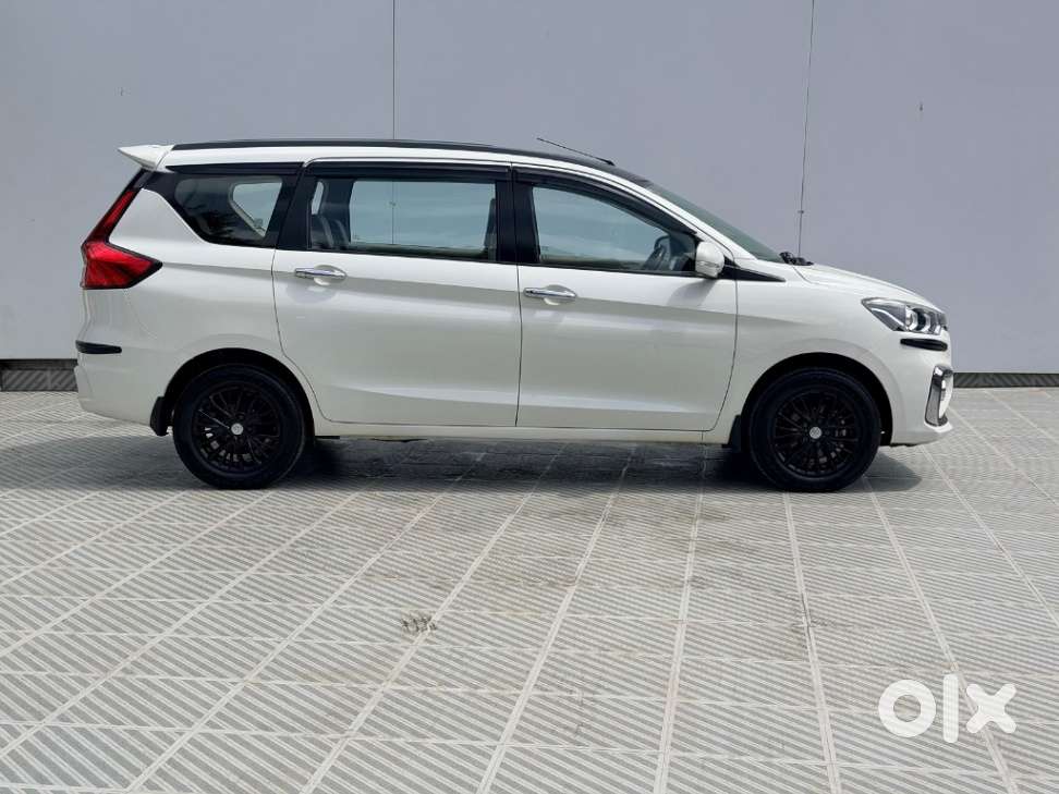 Maruti Suzuki Ertiga 1.5 Vxi, 2021, Petrol