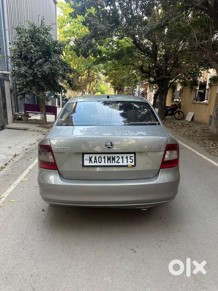 Skoda Rapid 1.6 Ambition Plus Tdi At, 2015, Diesel