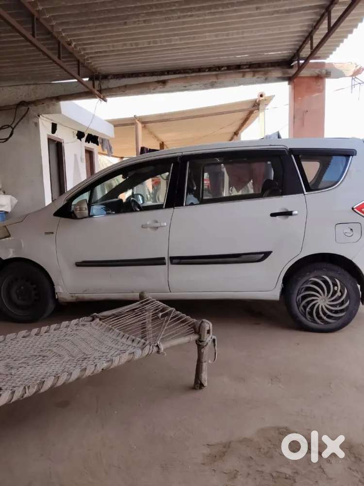 Maruti Suzuki Ertiga 2013 Diesel 150000 Km Driven