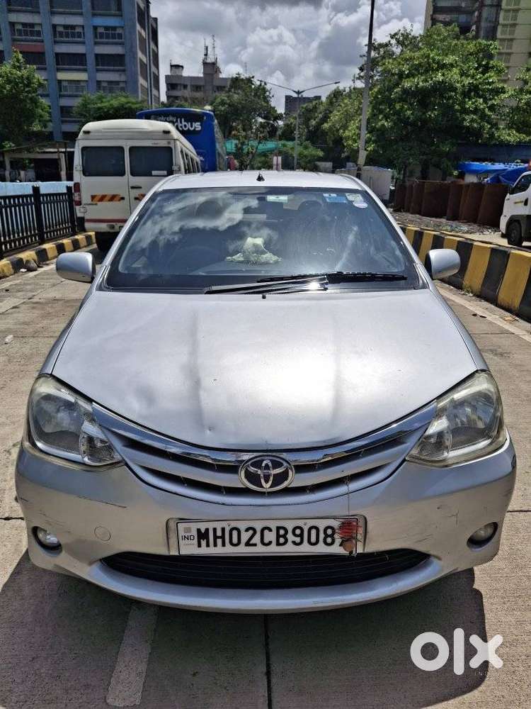 Toyota Etios V, 2011, Petrol