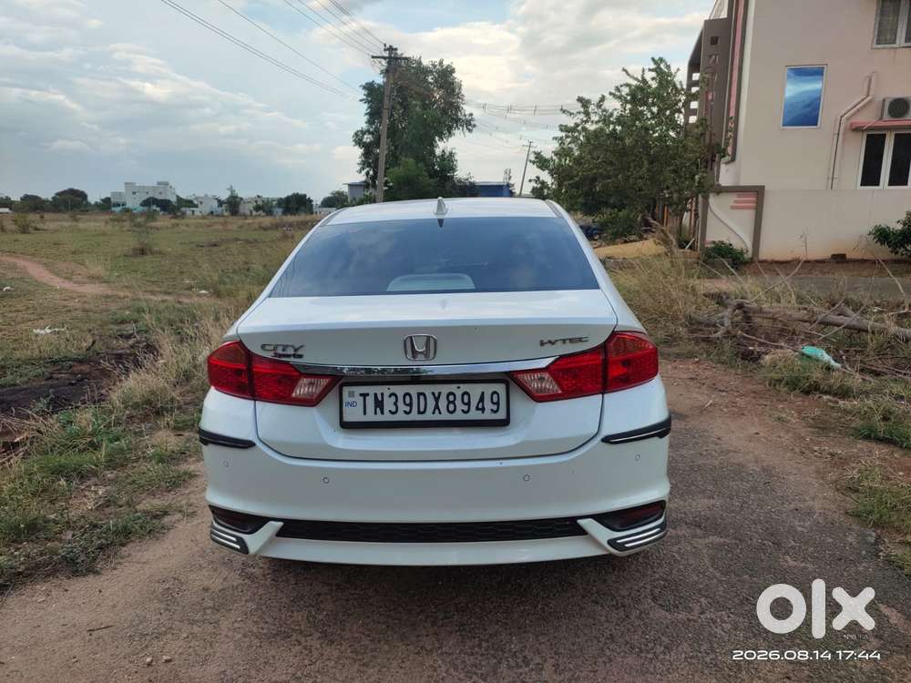 Honda City 1.5 V 4th Gen I-vtec Mt, 2022, Petrol