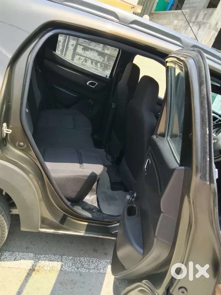 Renault Kwid 1.0 Rxt Amt, 2019, Petrol