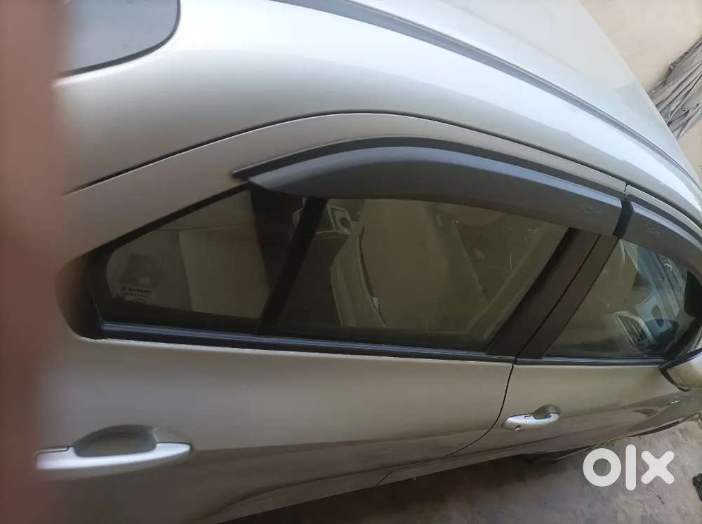 Maruti Suzuki Dzire 1.2 2018