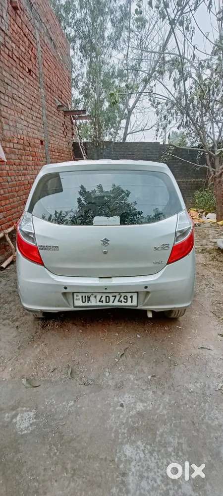 Car Bilkul Badhiya Condition Me Hai !!emergency Me Bechni Padd Rahi !!